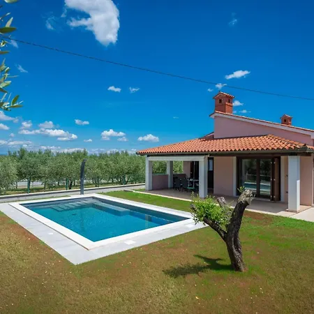 Olive Tree Oasis With Heated Pool