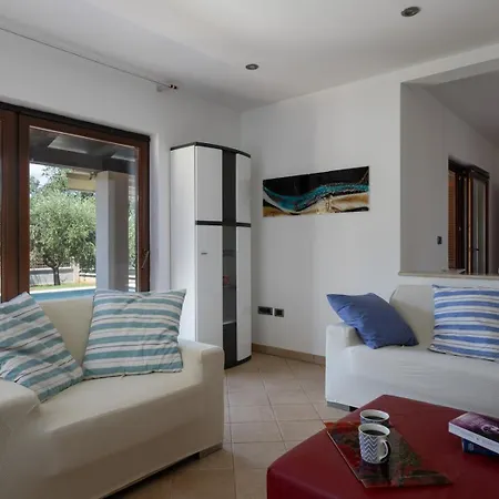 Tatil Evi Olive Tree Oasis With Heated Pool *