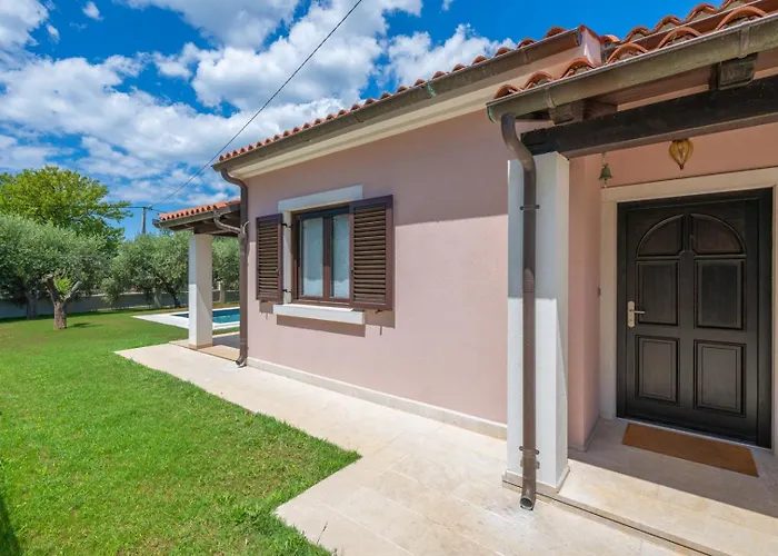 Olive Tree Oasis With Heated Pool