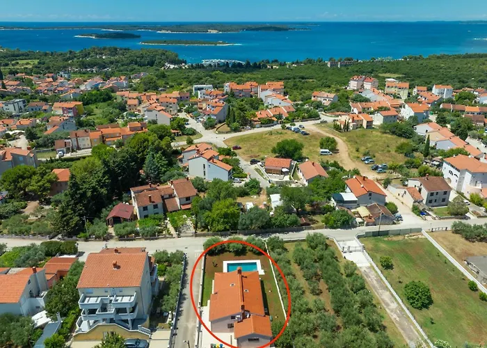 Olive Tree Oasis With Heated Pool 스틴잔