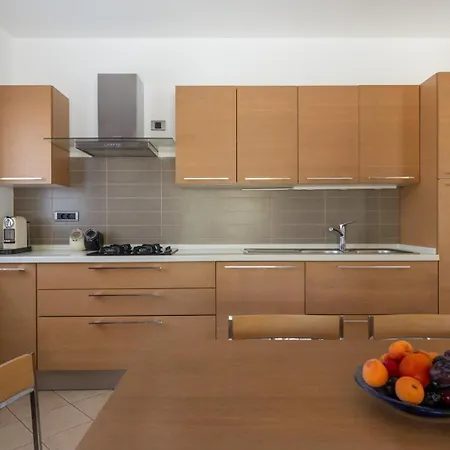 Olive Tree Oasis With Heated Pool Stinjan